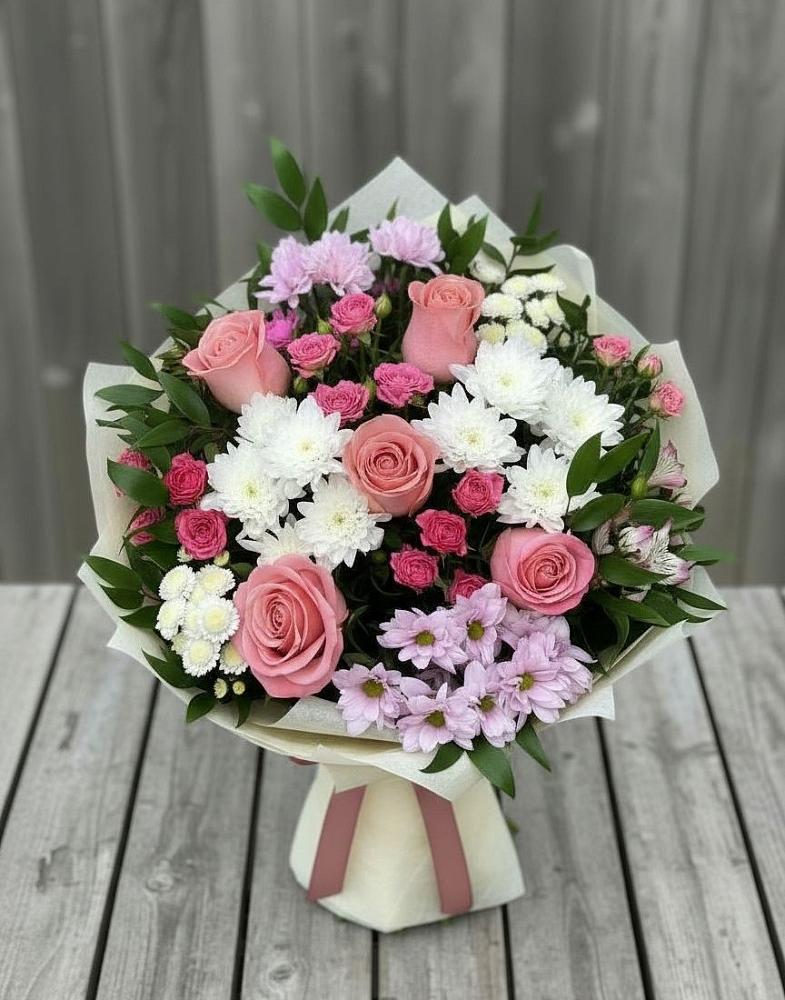 Букет цветов из: Альстромерии, Гвоздики, Розы и Хризантемы в Раменки