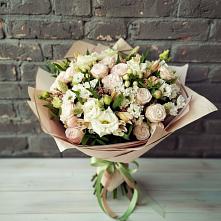 Букет цветов из:  Альстромерии, Розы и Хризантемы в Раменки