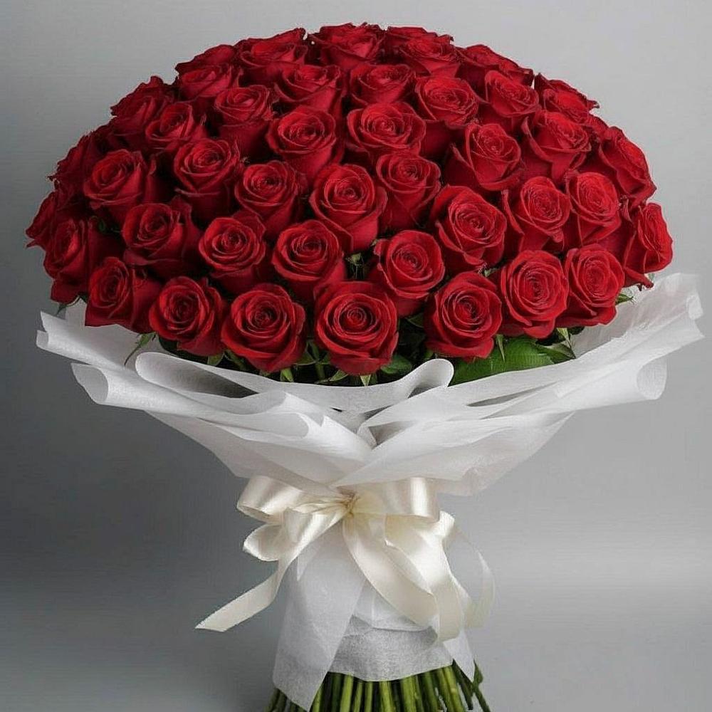 Букет 101 Красная роза Блэк Мэджик в Раменки