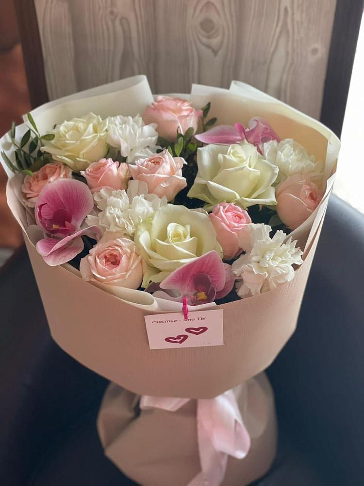 Букет цветов из: Орхидеи, Розы и Гвоздики в Раменки