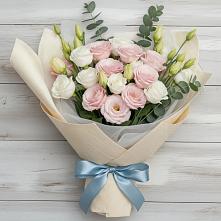 Букет цветов из:  Лизиантусы в Раменки