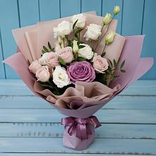 Букет цветов из:  Розы и Лизиантусы в Раменки
