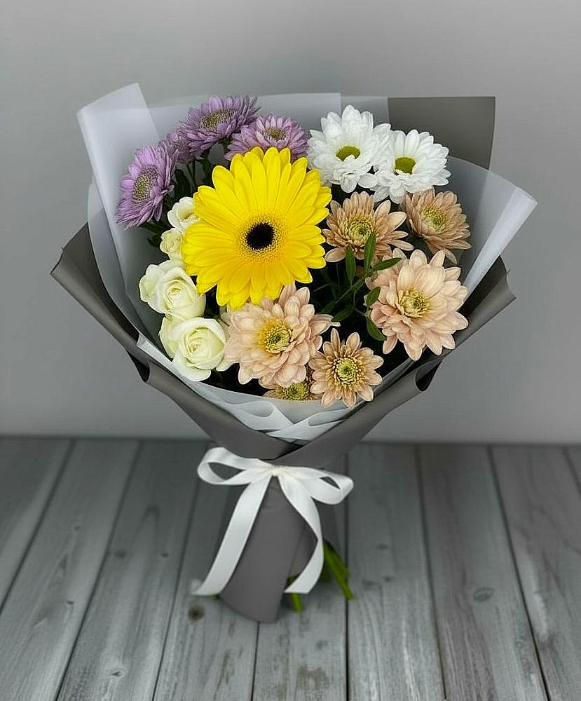 Букет цветов из: Розы, Герберы и Хризантемы в Раменки