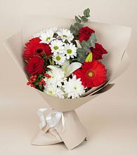 Букет цветов из:  Розы, Хризантемы, Герберы и Лилии в Раменки