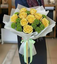 Букет цветов из:  Хризантемы и Розы в Раменки