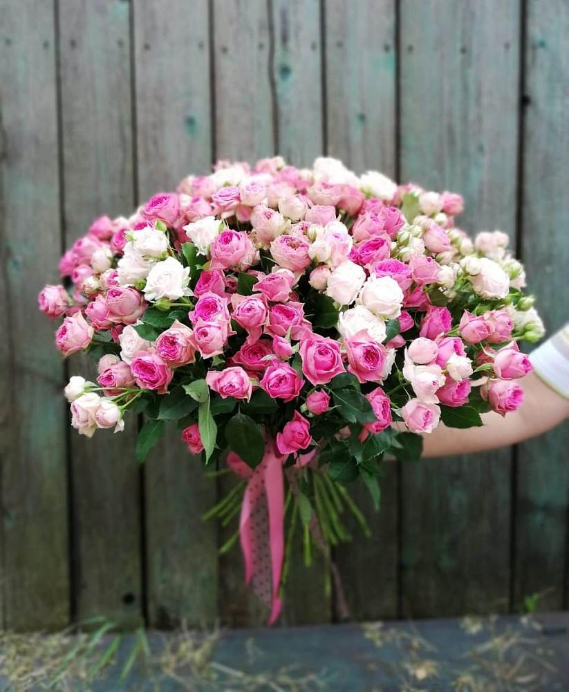 Букет Розовые кустовые розы Натали и Лав Лидия в Раменки