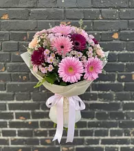 Букет цветов из:  Герберы и Хризантемы в Раменки