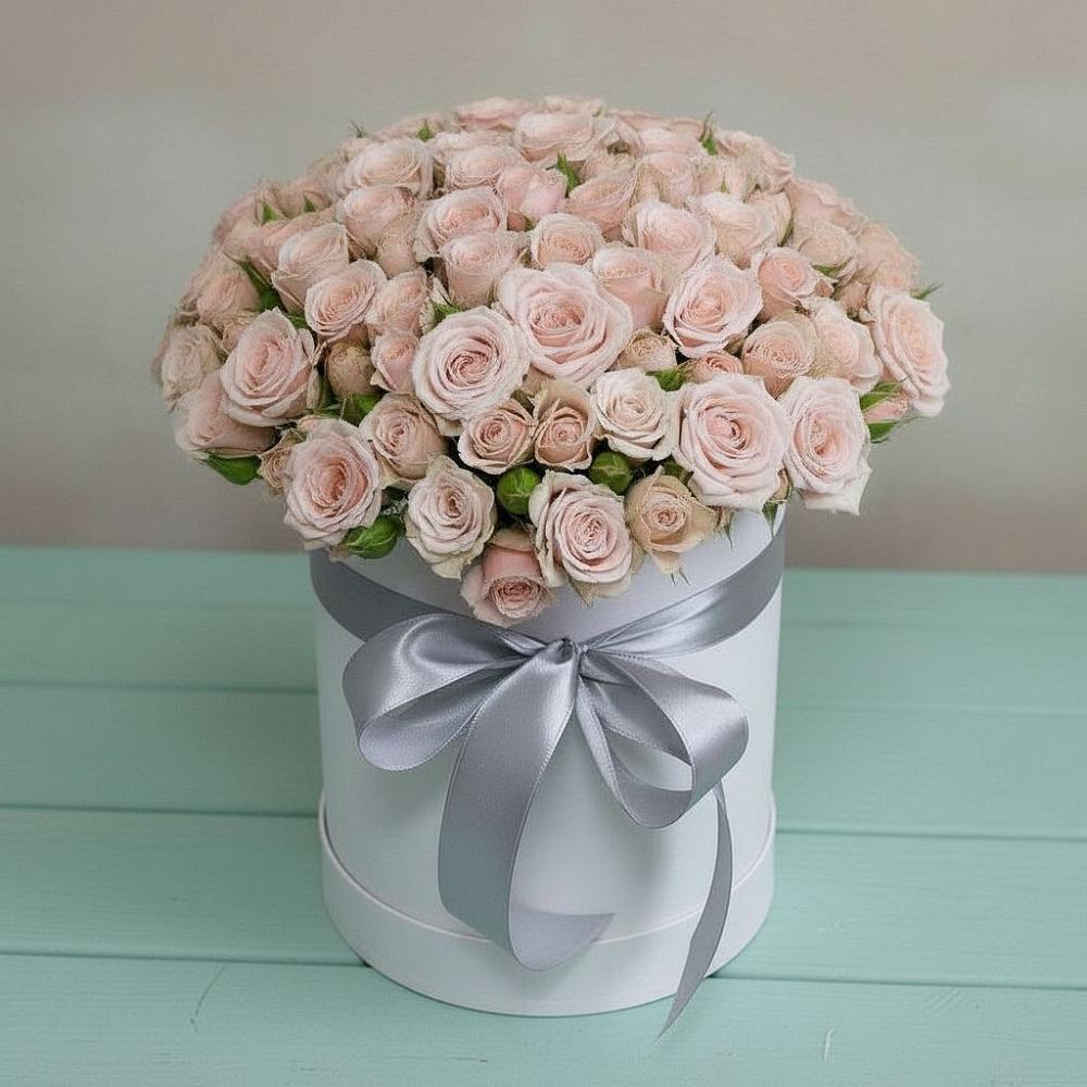 Цветочная композиция из Розы в шляпной коробке в Раменки