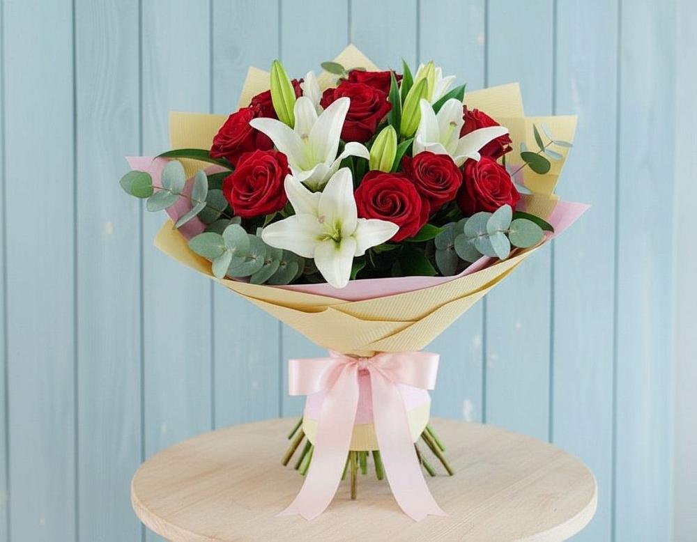 Букет цветов из: Лилии и Розы в Раменки